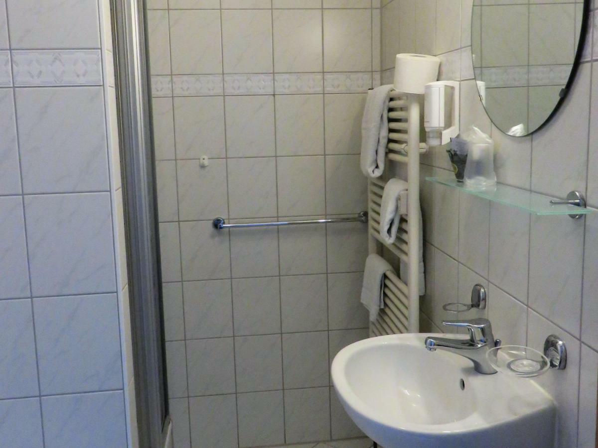 Schoemberg  Hotel Conditorei Cafe Baier מראה חיצוני תמונה